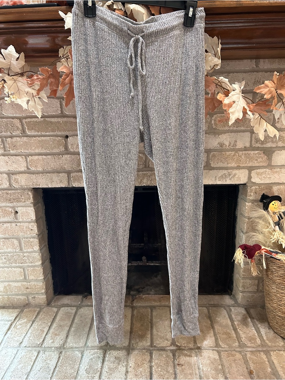 Old Navy Wonens Ribbed Knit Joggers - Light Gray EUC